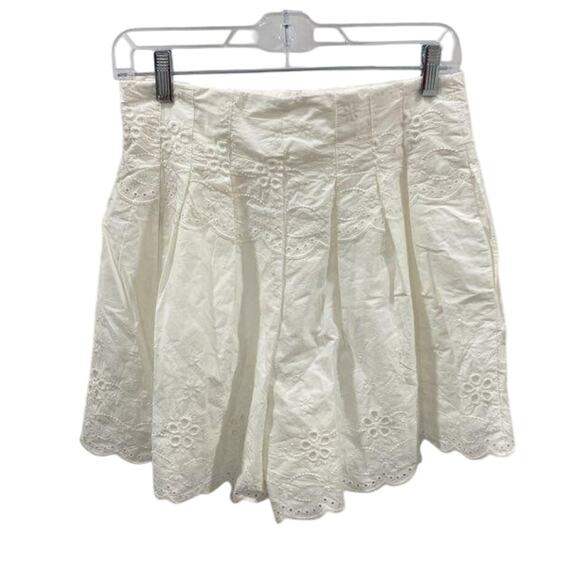 Free People Eyelet Scallop Shorts Size Small White Boho Festival - Picture 4 of 5